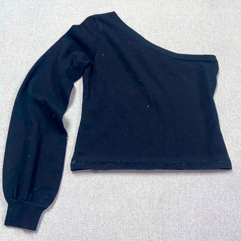 Forever 21 One Shoulder Long Sleeve Puff Sleeve Sweater Cropped Top
